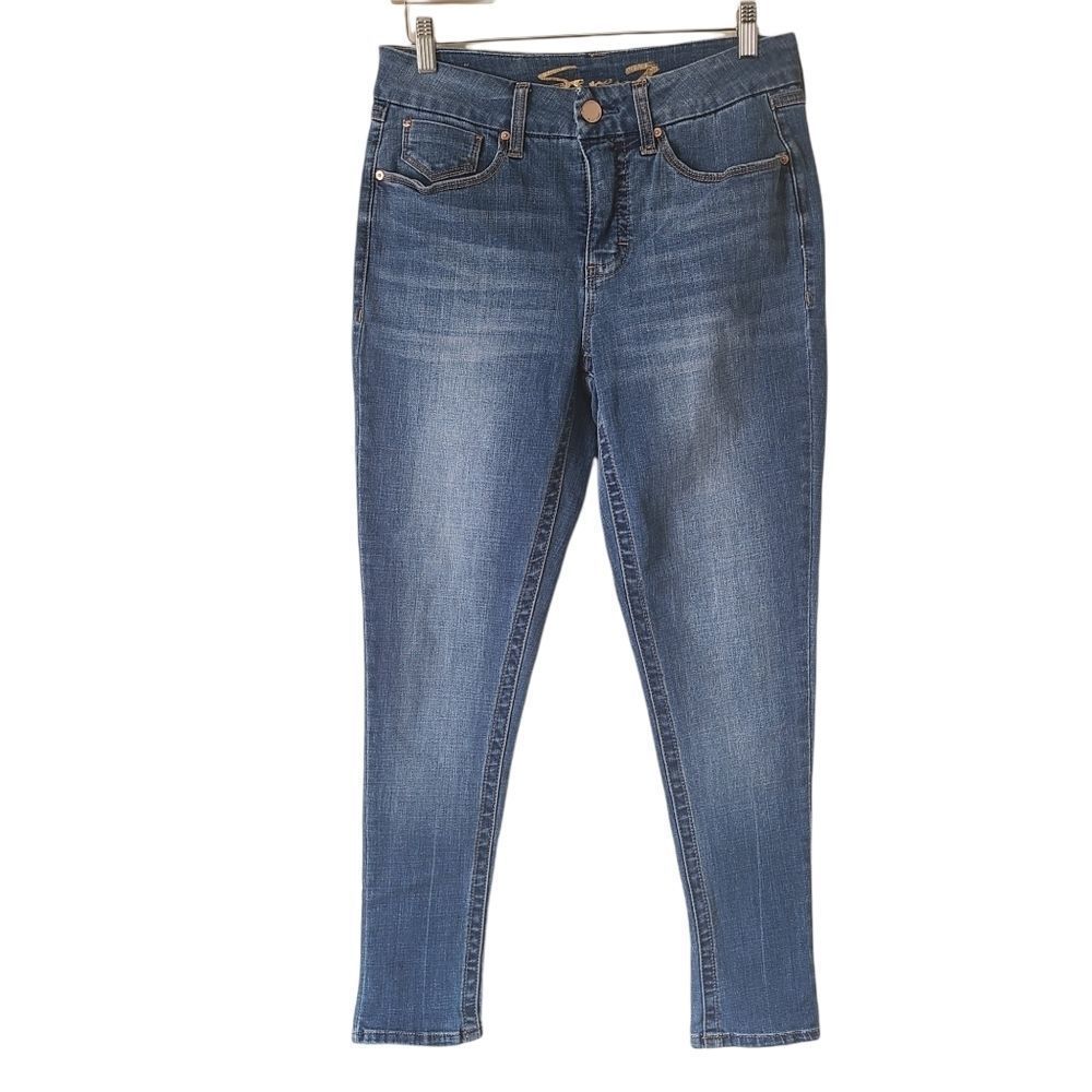 Torrid Tummyless High Rise Skinny Jean Size 8
